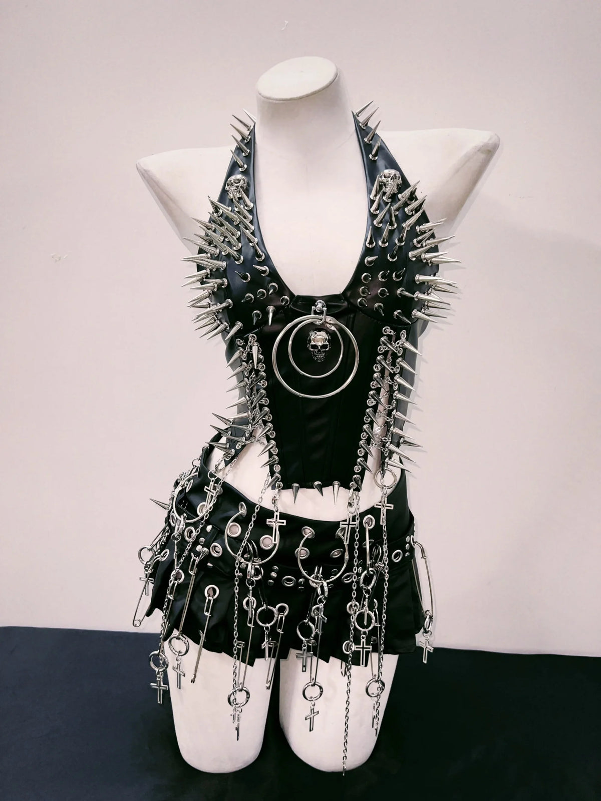 Rivet Nocturne Separates